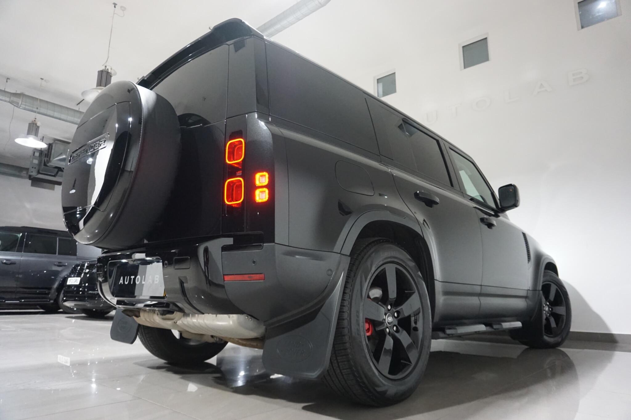 Land Rover Defender 110 3.0 D250 MHEV HSE Hard Top SUV Auto 4WD MWB Euro 6 (s/s) 5dr